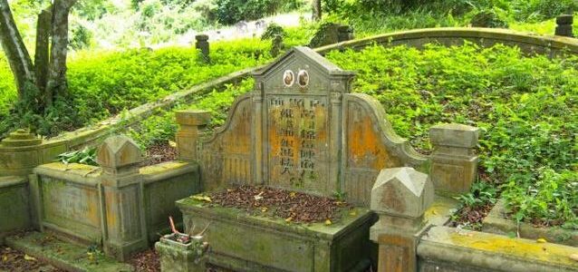 Bukit Bakri Kuburan Cina 4-5: Pemandangan Misteri Bersejarah